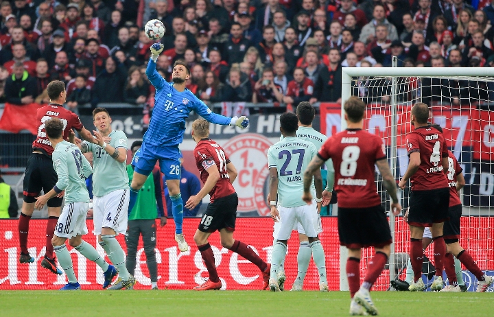 一个值得关 一个值得关