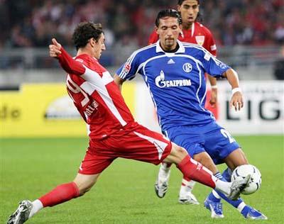 国王大胆举 国王大胆举