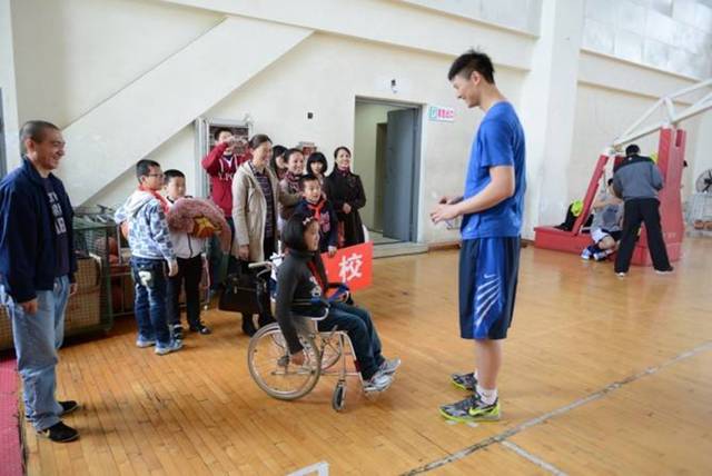 仔细分析近 仔细分析近