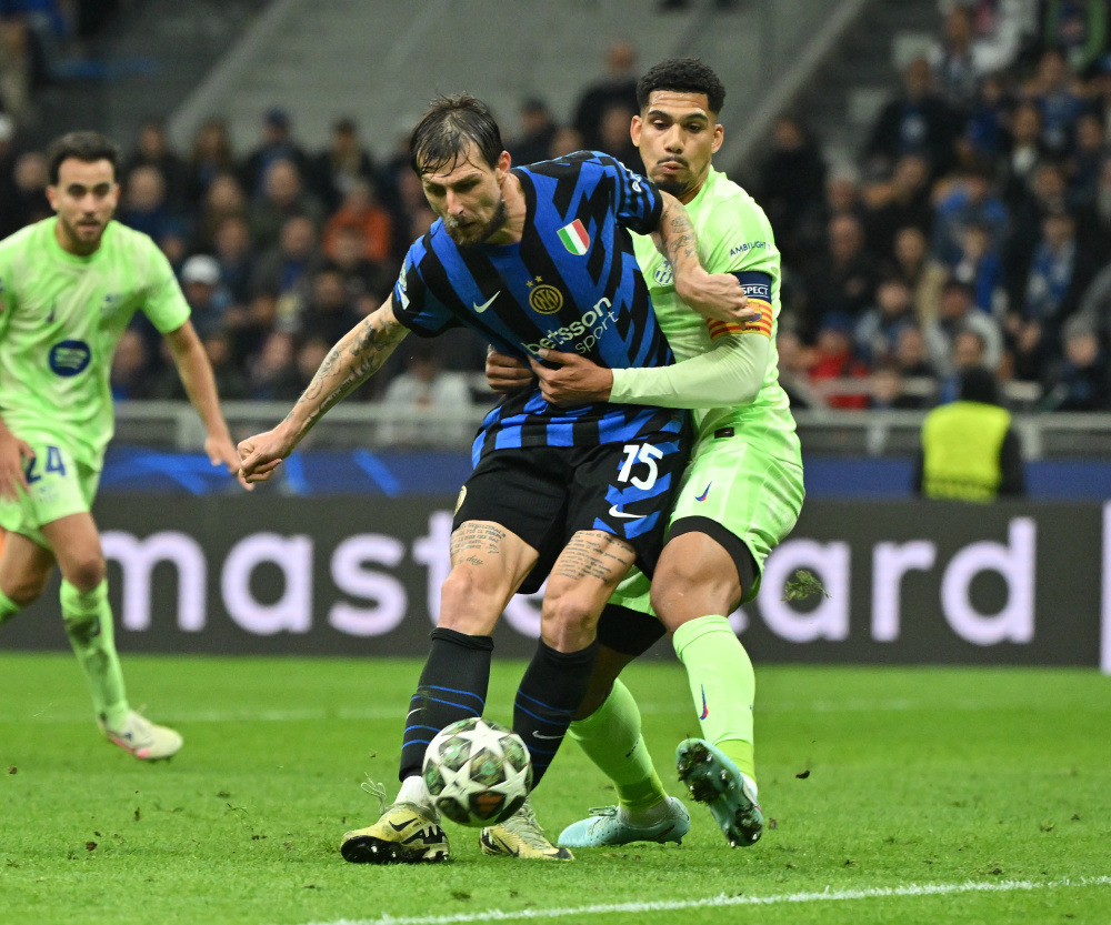 他的表现不 他的表现不