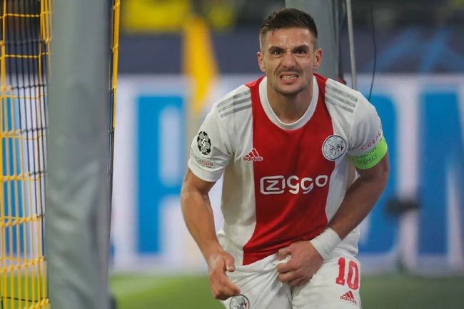 休赛期从不 休赛期从不