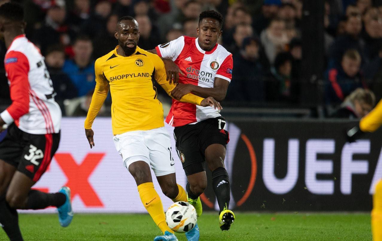 特别是在战 特别是在战