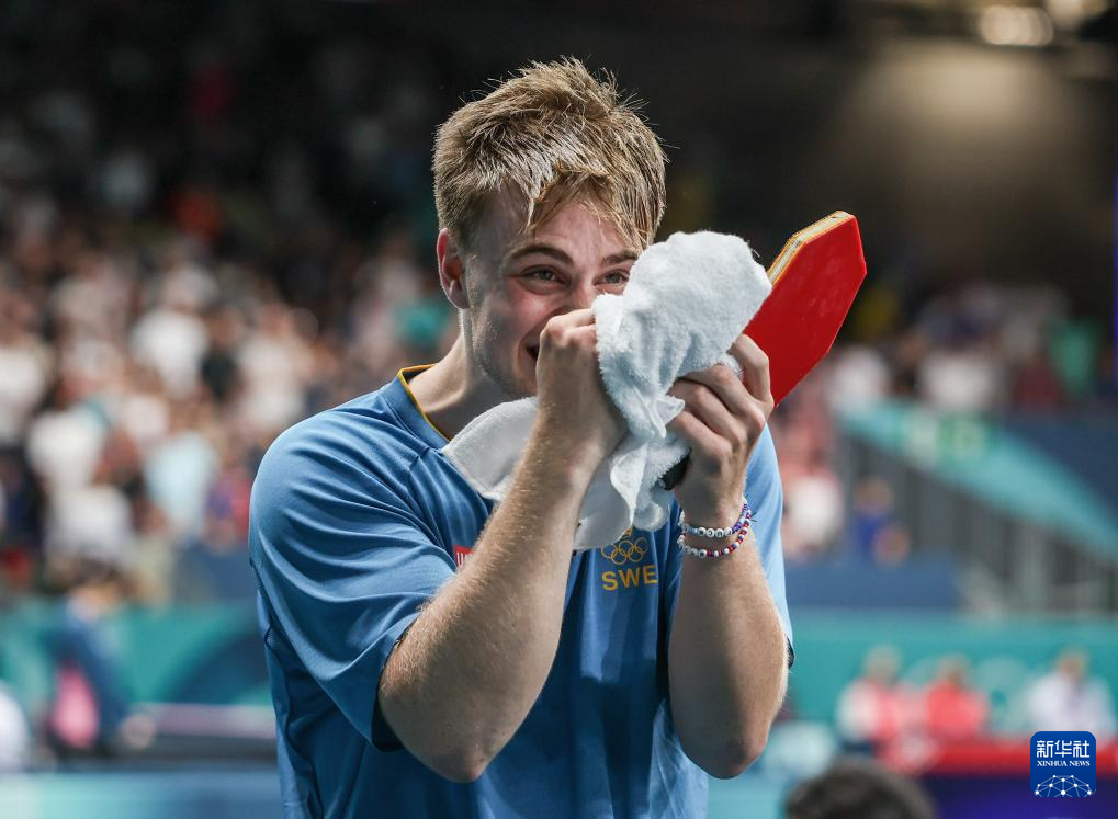 何在压力下 何在压力下