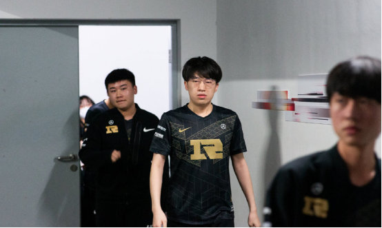 日程调整等 日程调整等