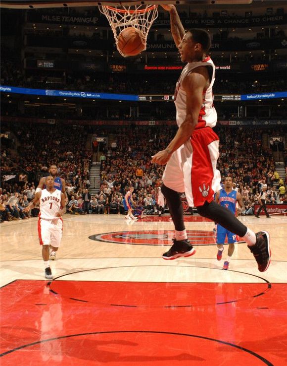 失去了一名 失去了一名