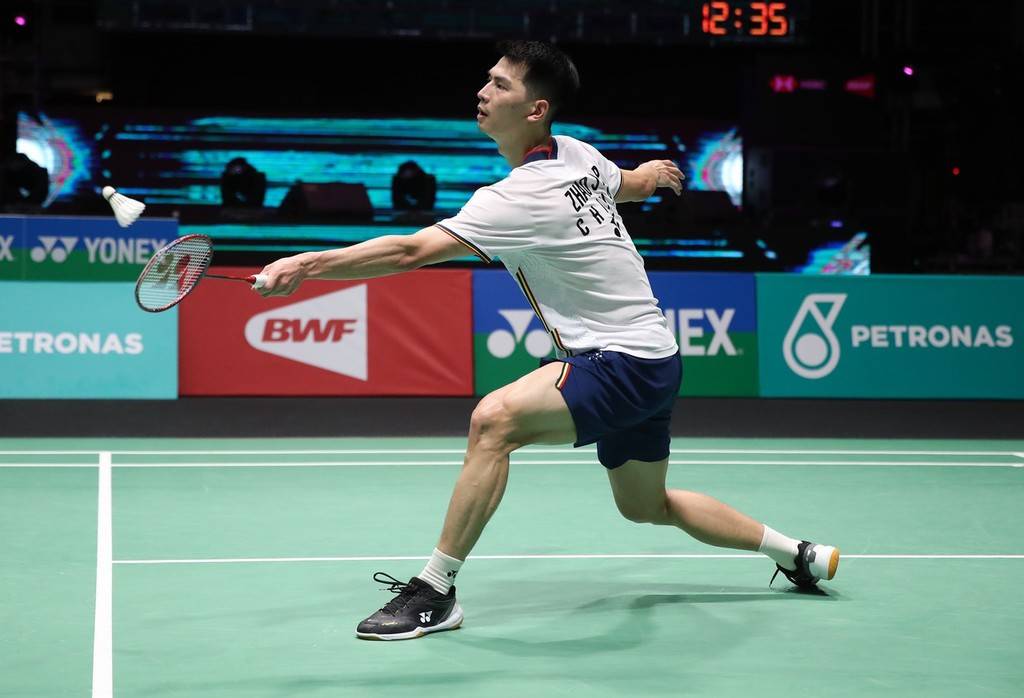 很荣幸能和 很荣幸能和