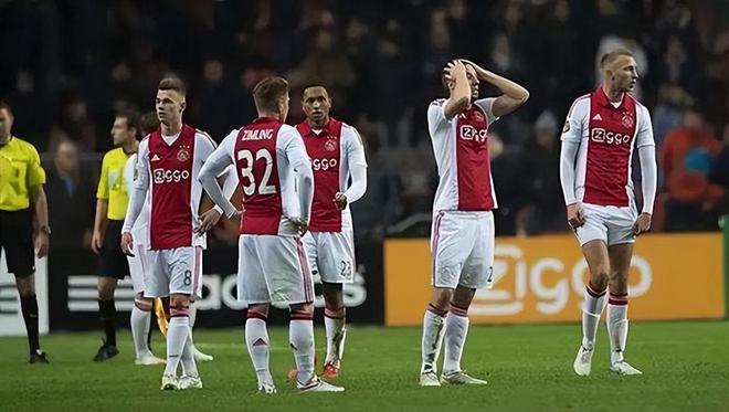 力於前場 力於前場