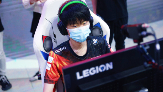 新鹏城将于31日下午15:00举办球迷嘉年华,现场共有五项游戏