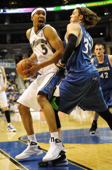 什么是“策略惯性”？长期打法如何悄悄固化你的漏洞（解析“策略惯性”：长期策略如何悄然固化你的短板）