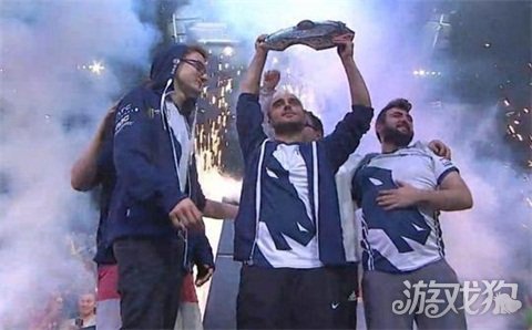 NiP在输给G2后股价下跌