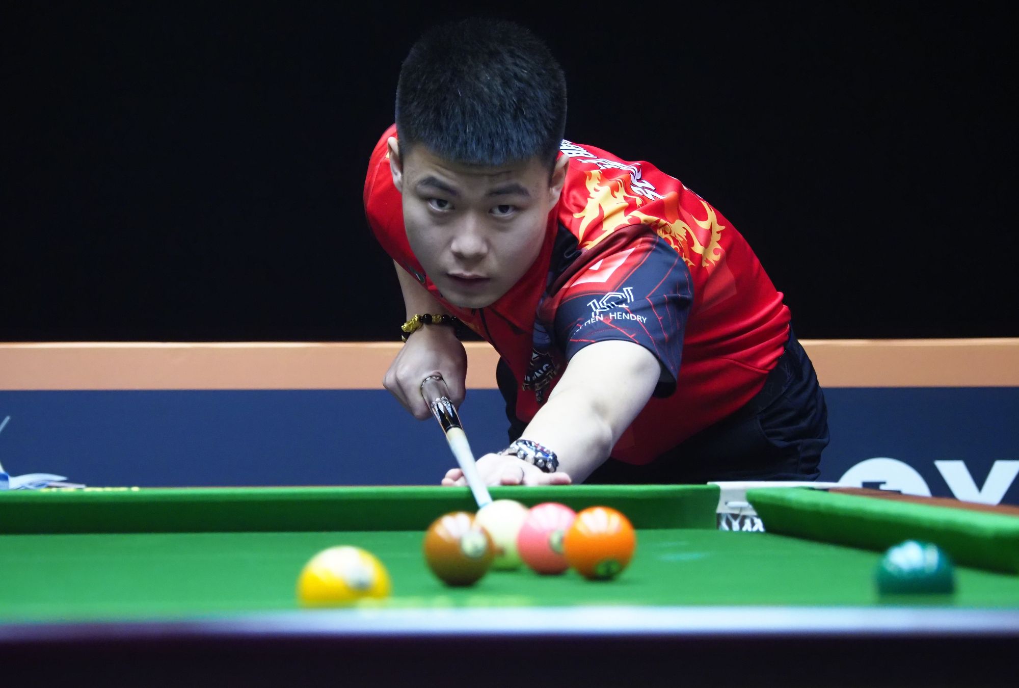 了两处要害 了两处要害