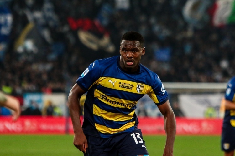 对手低位防 对手低位防