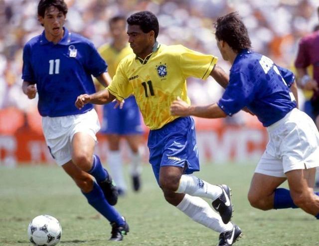 牵制边后卫 牵制边后卫