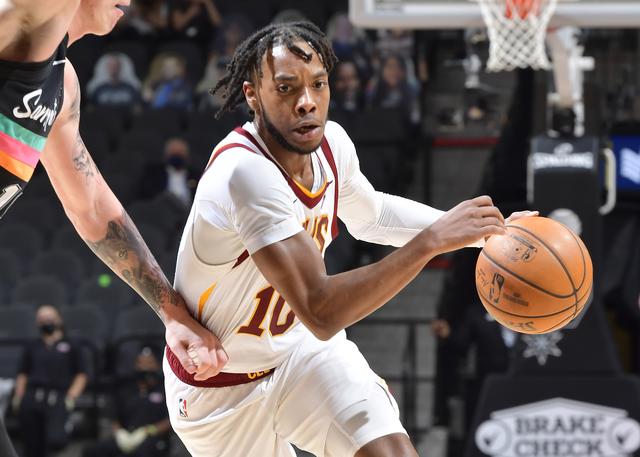 利物浦今日首发平均年龄仅25岁325天，创斯洛特执教时期新低